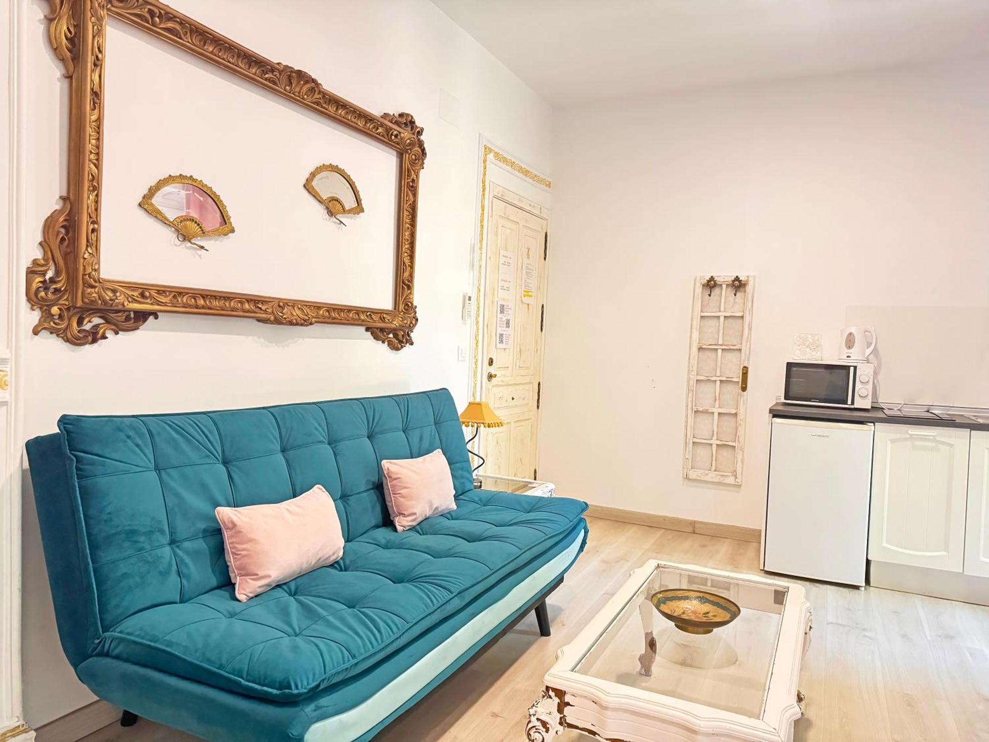 Palace House Hercules - Homestay Seville