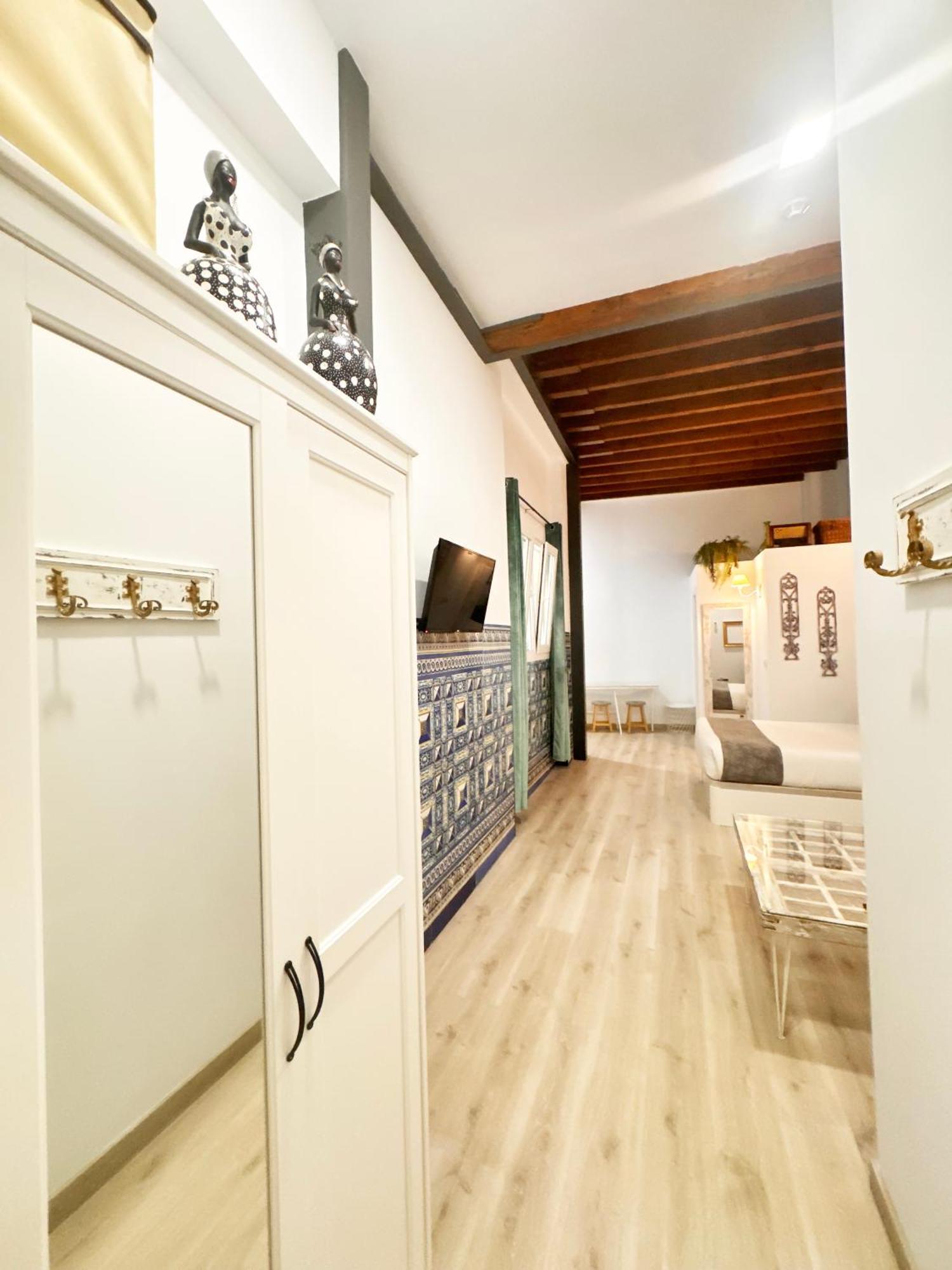 Homestay Palace House Hercules -