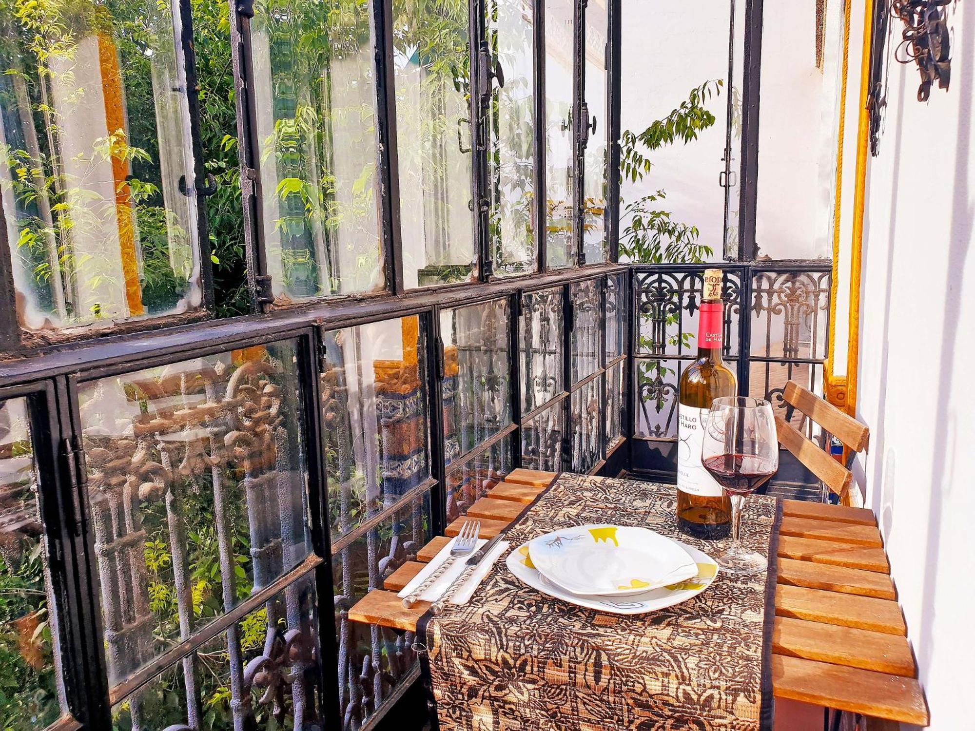 Palace House Hercules - Homestay Seville